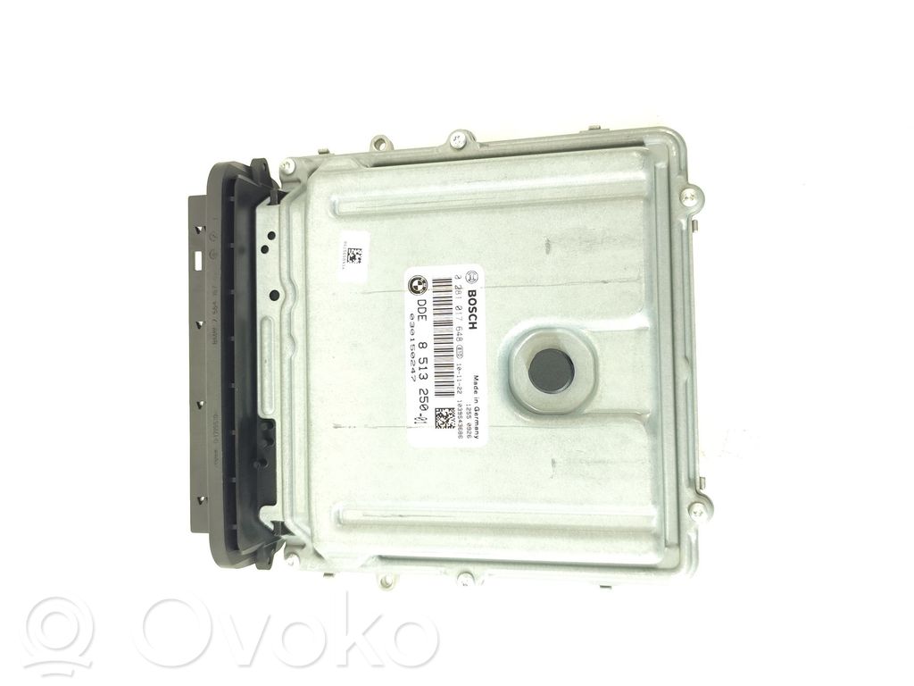 BMW 5 F10 F11 Engine control unit/module 