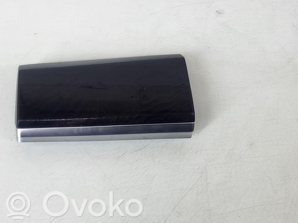 BMW 7 F01 F02 F03 F04 Dekoratyvinė apdailos juostelė 