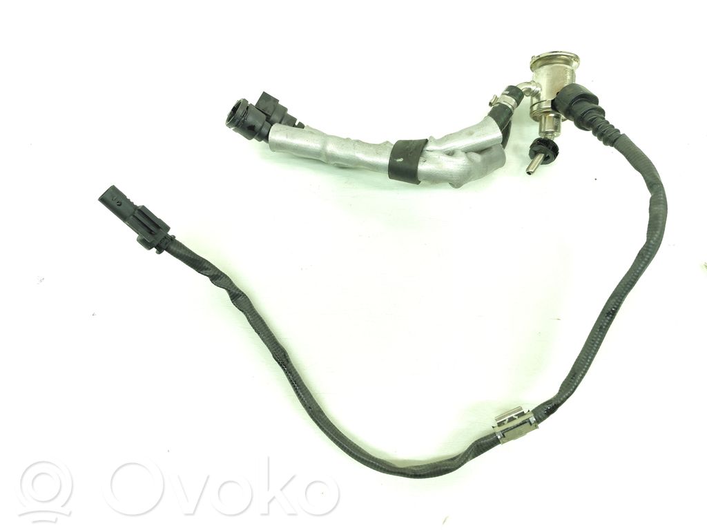 BMW 5 G30 G31 G38 AdBlue injector 