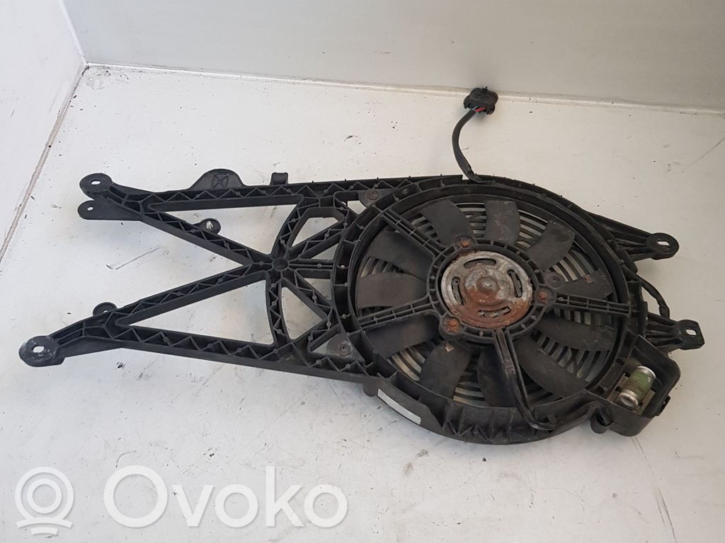 Opel Meriva A Elektryczny wentylator chłodnicy 