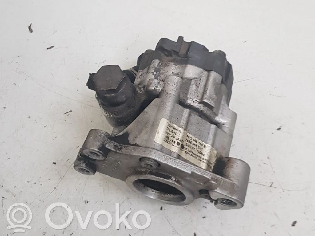 Audi A6 S6 C6 4F Ohjaustehostimen pumppu 