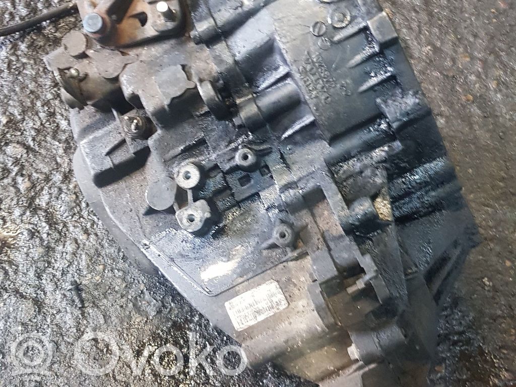 Manualna 5-biegowa skrzynia biegów   9482355,456R7002DB