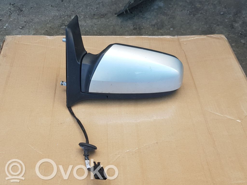 Opel Zafira B Elektryczne lusterko boczne drzwi przednich 