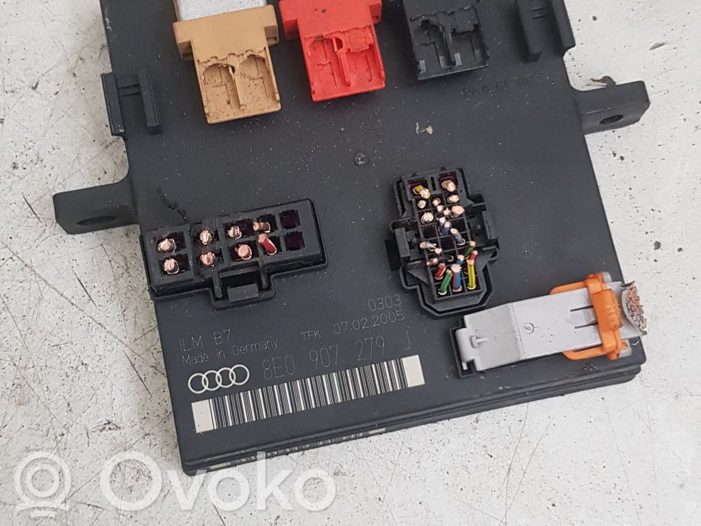 Module d'éclairage LCM   8E0907279J