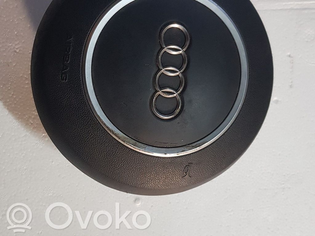Audi A8 S8 D3 4E Stūres drošības spilvens 