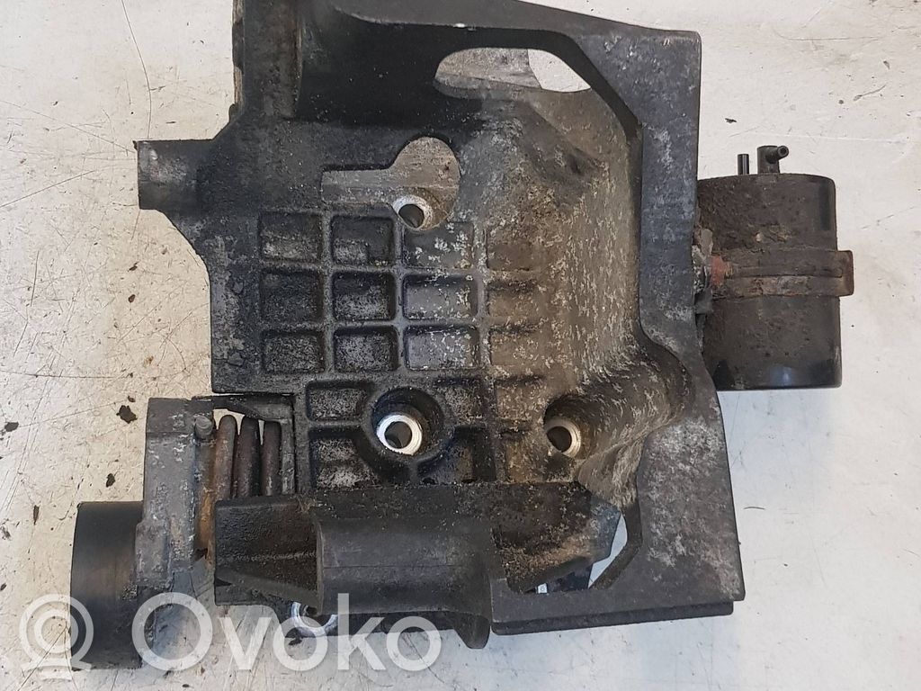 Opel Antara Fuel pump bracket 