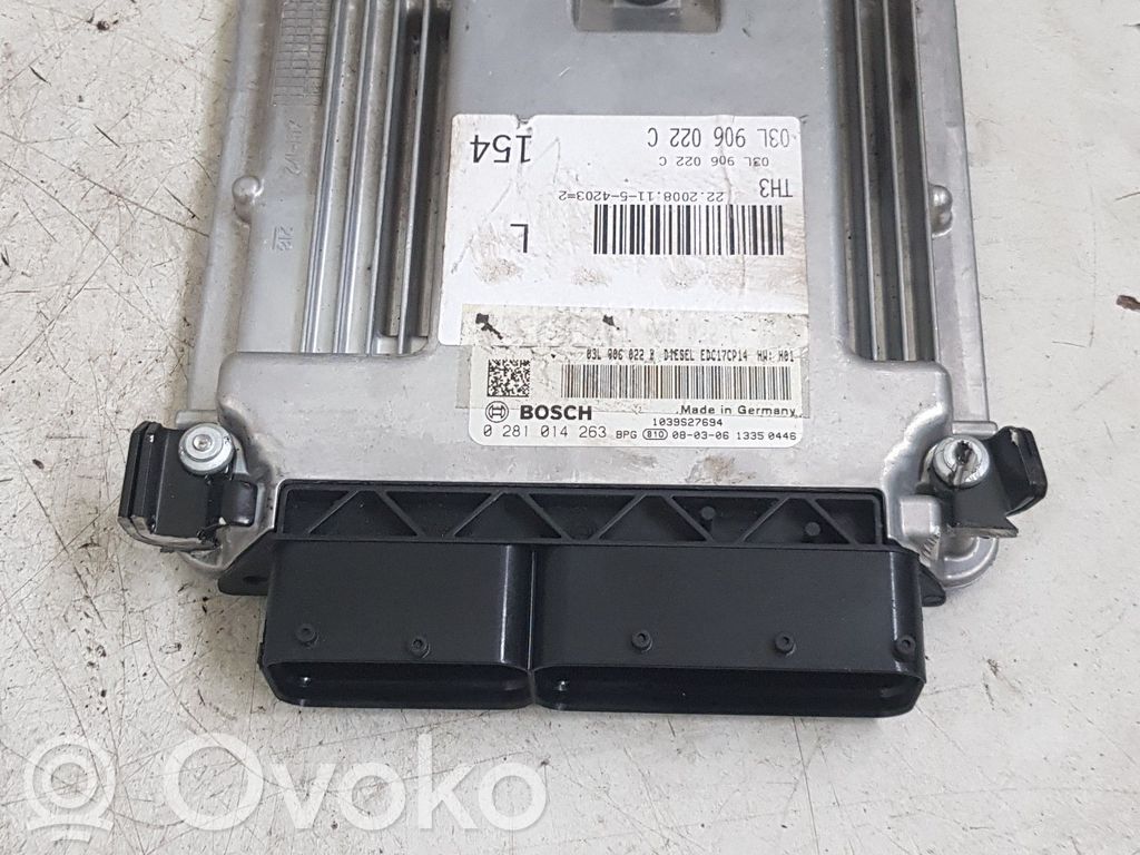Audi A4 S4 B8 8K Engine control unit/module 