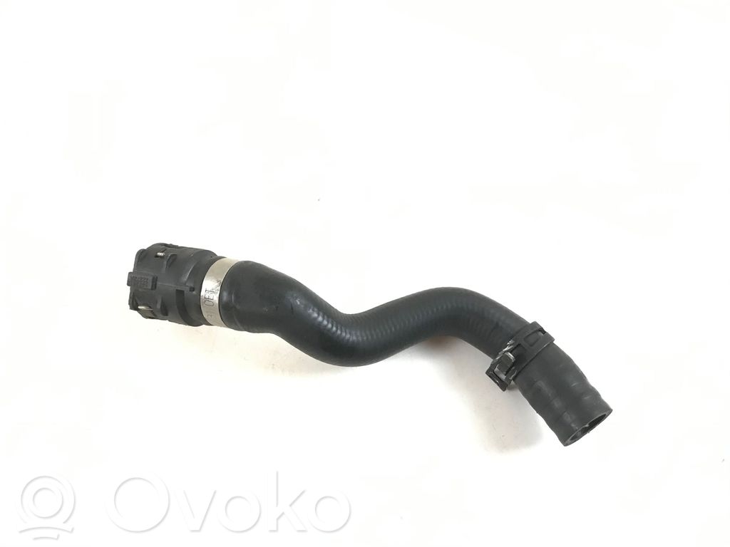 Audi A4 S4 B9 Engine coolant pipe/hose 