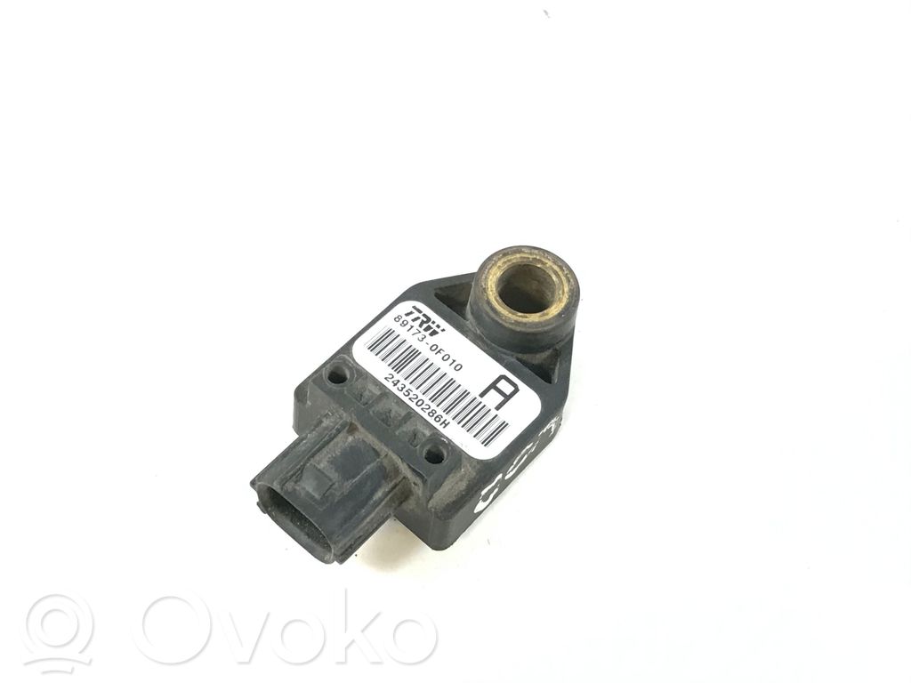 Toyota Corolla Verso AR10 Airbagsensor Crashsensor Drucksensor 