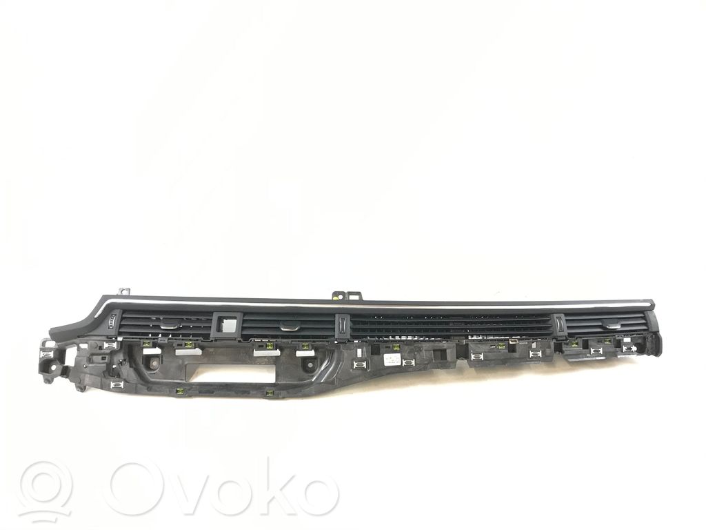 Audi A4 S4 B9 Centrinės oro grotelės 