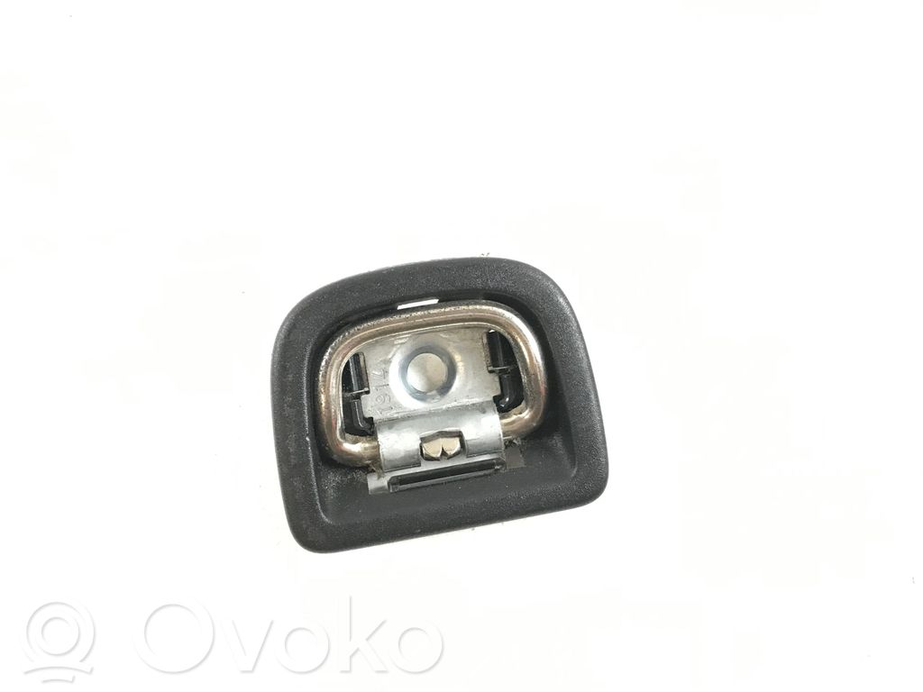 Volkswagen Golf VII Tie down hook / loop 