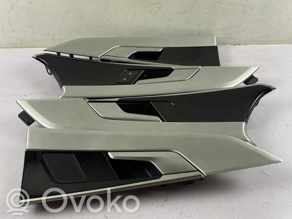 Audi A4 S4 B9 8W Conjunto de molduras del tarjetero de la puerta 
