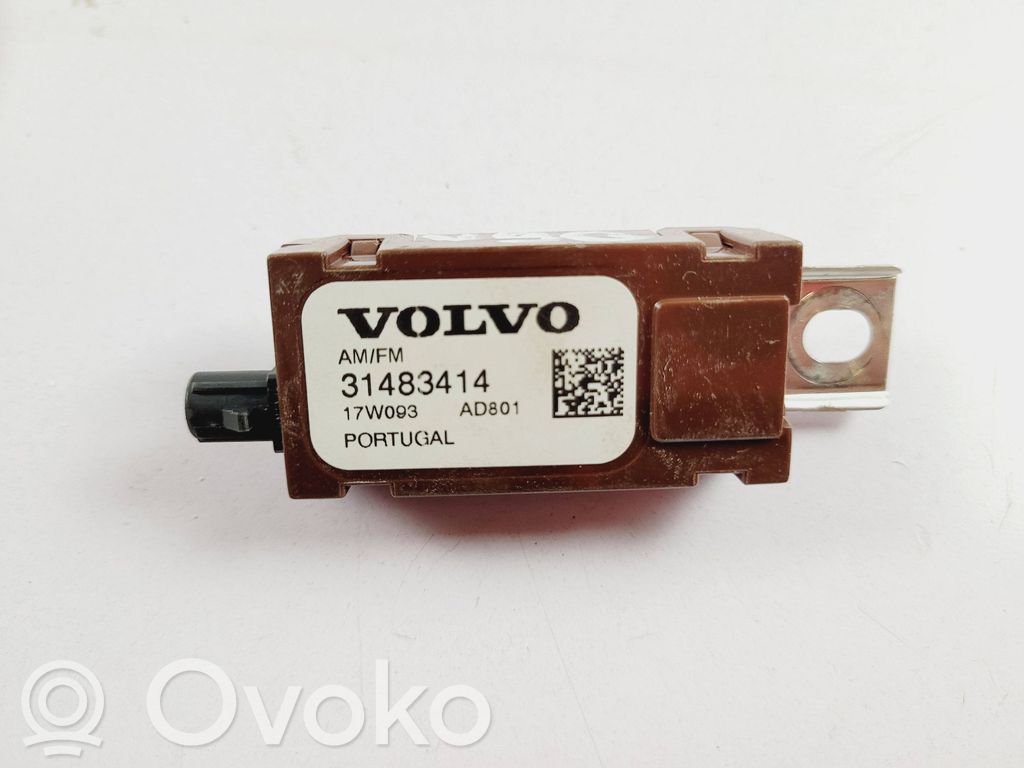Volvo S90, V90 Antena radiowa 
