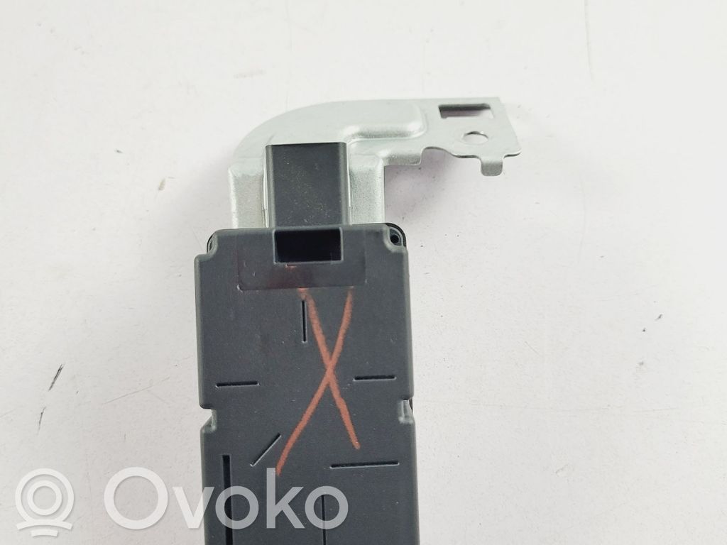 Nissan Pathfinder R52 Moduł sterujący Start/Stop 