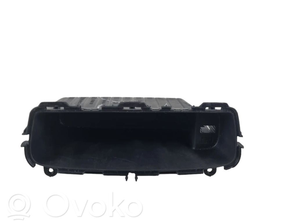 Ford Focus Glove box 