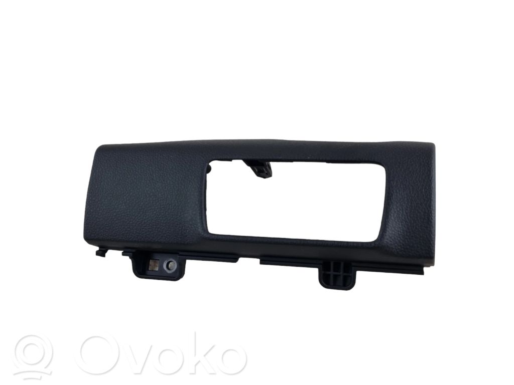KIA Sportage Ramka deski rozdzielczej 