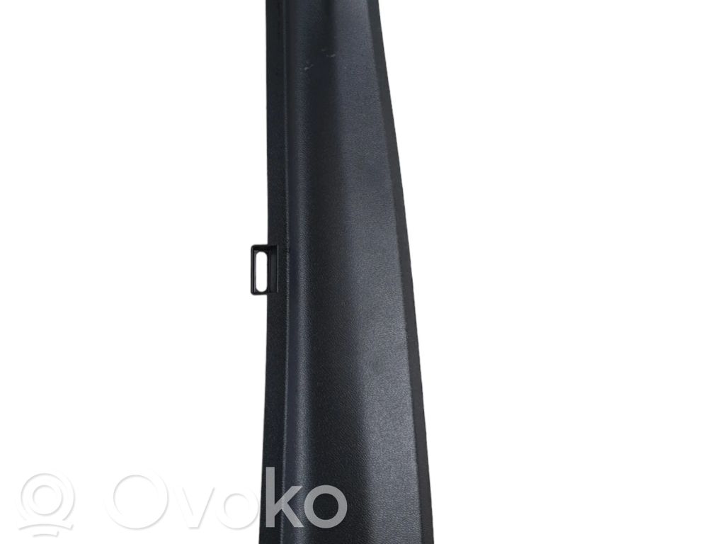 Volvo XC60 Pilar (C) 