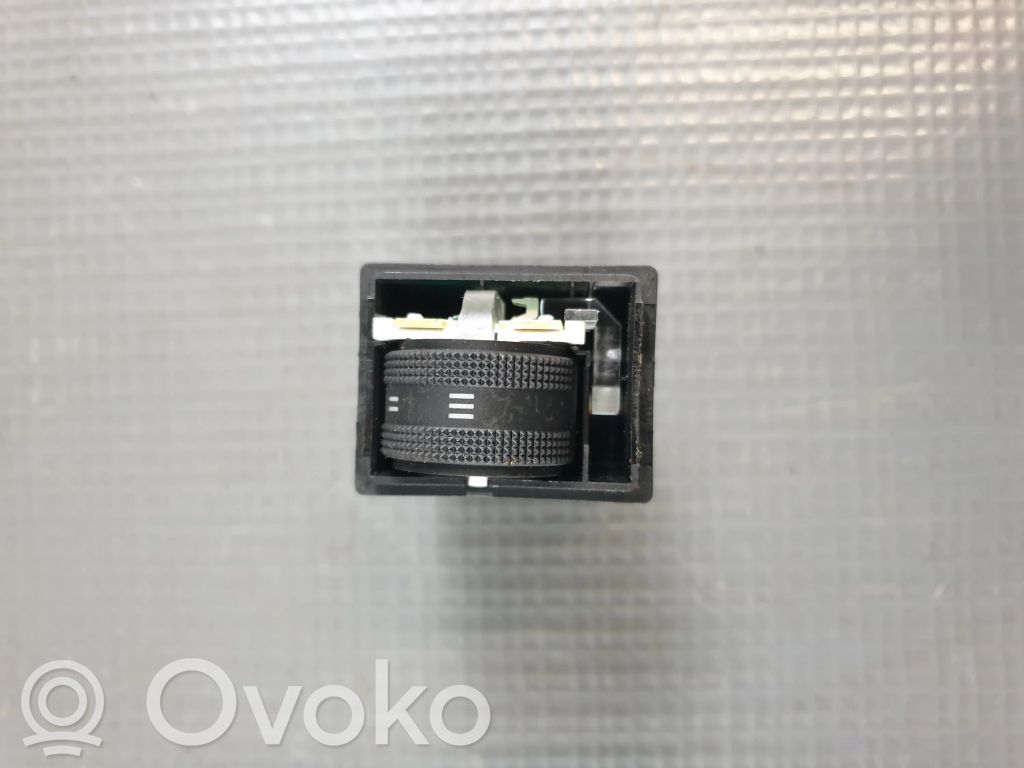 Audi A4 S4 B8 8K Headlight level height control switch 