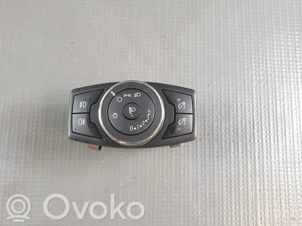 Ford Ecosport Light switch 