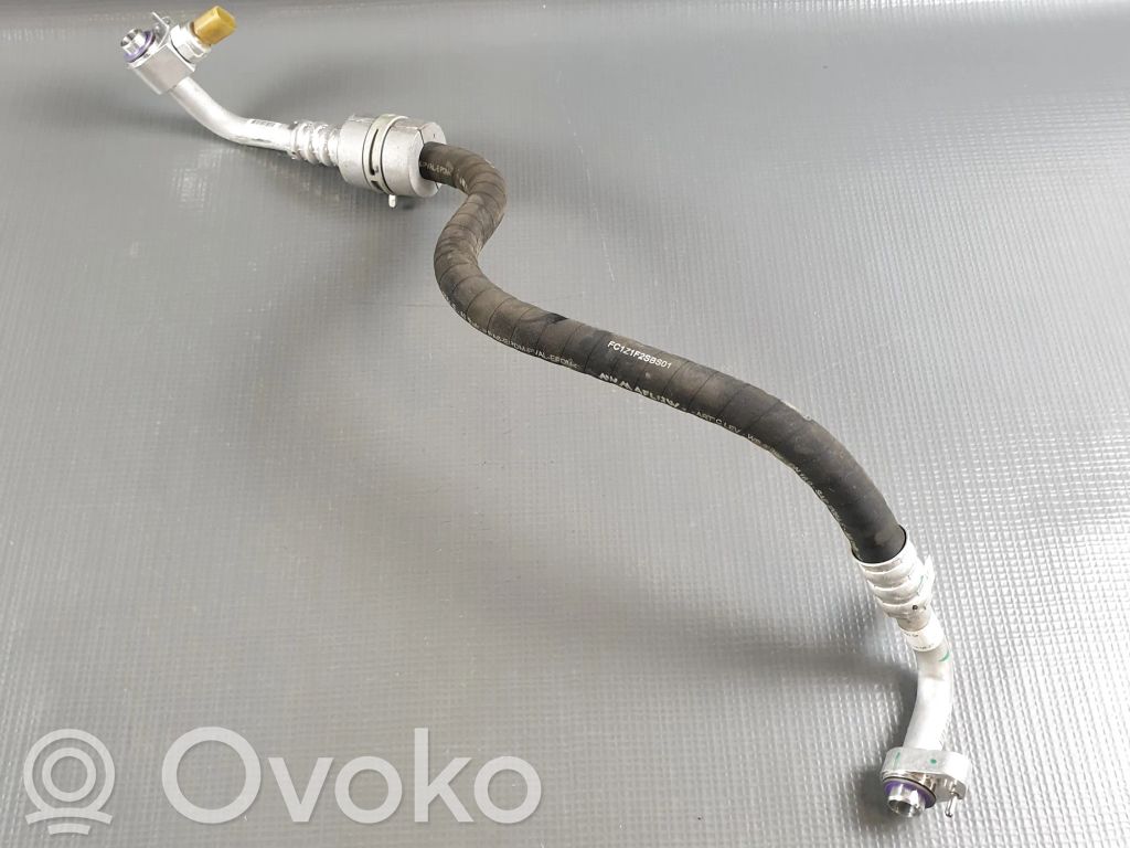BMW i4 Ilmastointilaitteen putki (A/C) 