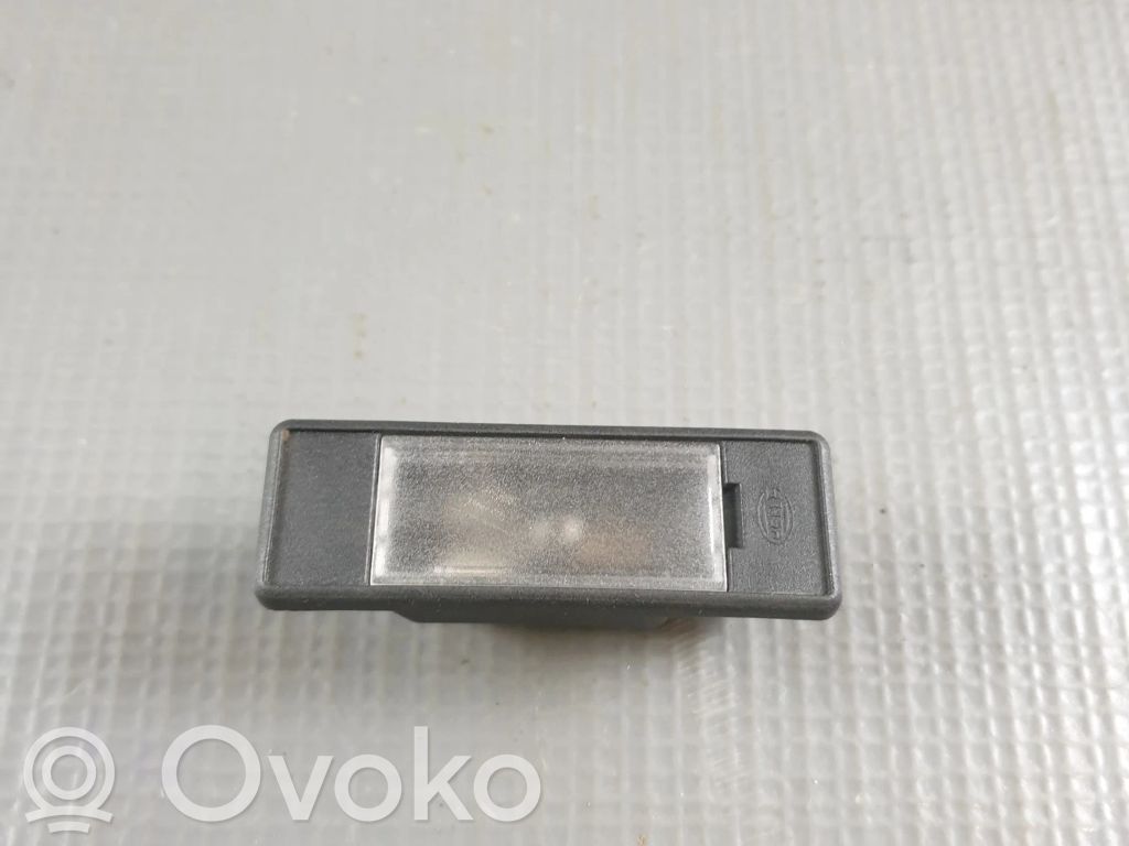 Citroen C5 Priekinių vietų apšvietimo žibintas 