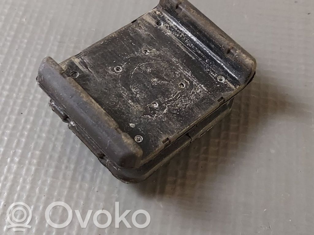 Volvo XC60 Rear coil spring rubber mount 