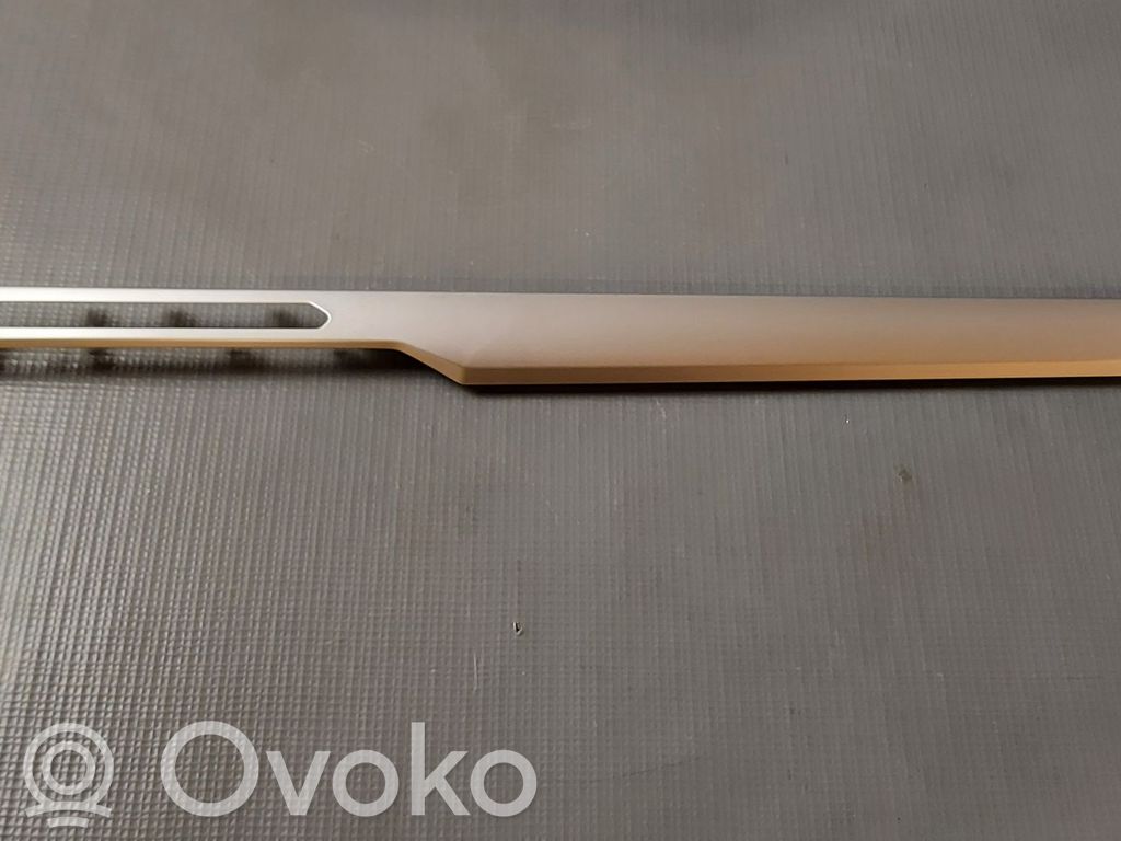 Volkswagen PASSAT B8 Ramka schowka deski rozdzielczej 