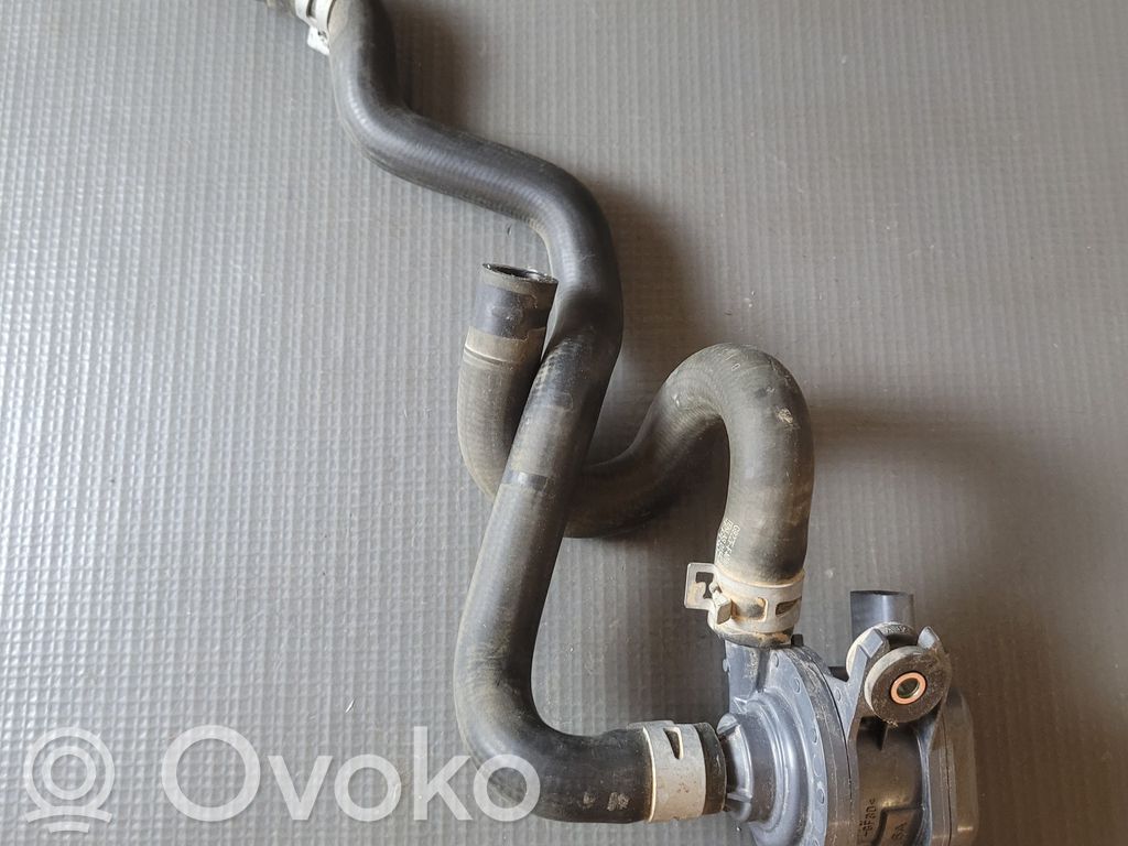 Toyota C-HR I Pompe de circulation d'eau 
