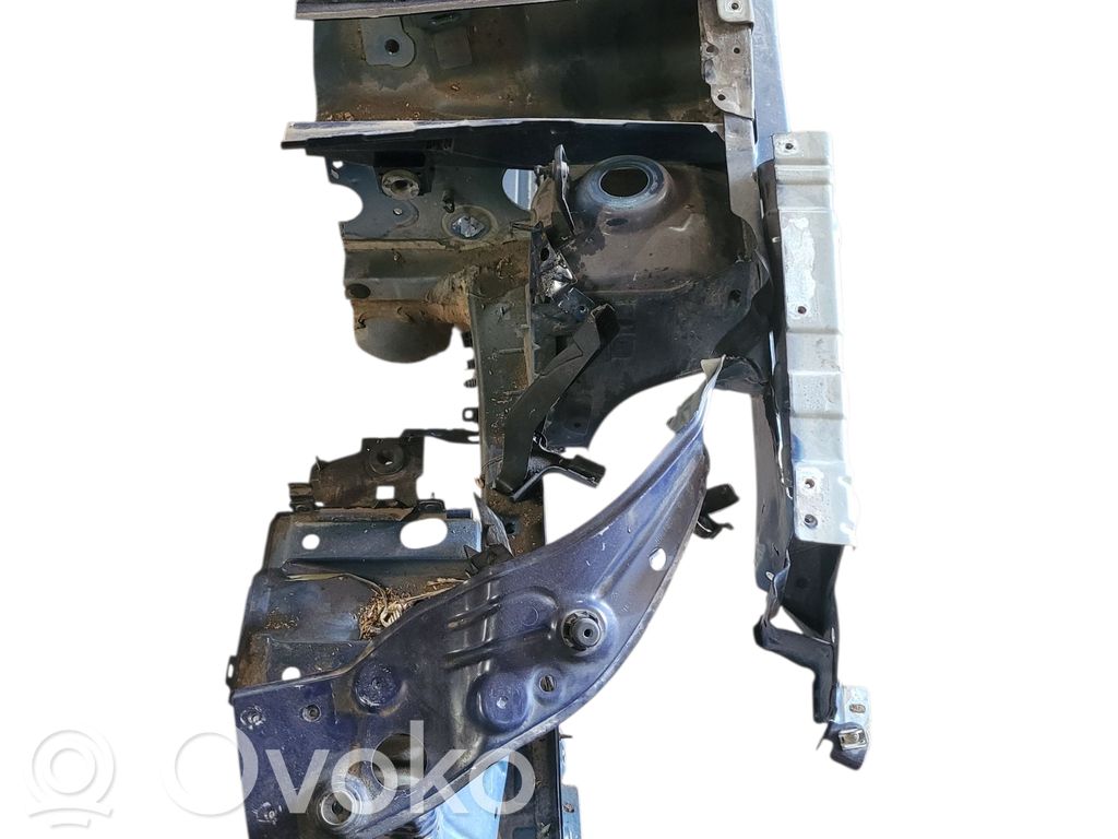 Panel lateral delantero