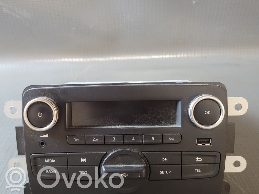 Dacia Duster II Radio/CD/DVD/GPS head unit 