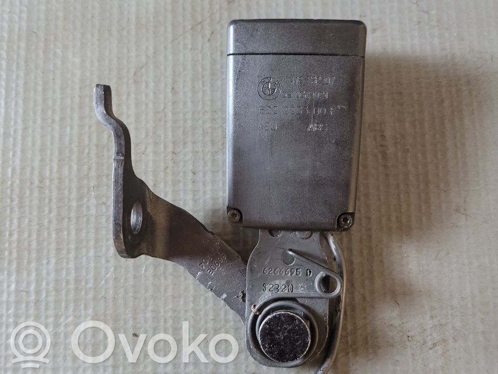BMW 5 G30 G31 G38 Klamra tylnego pasa bezpieczeństwa 