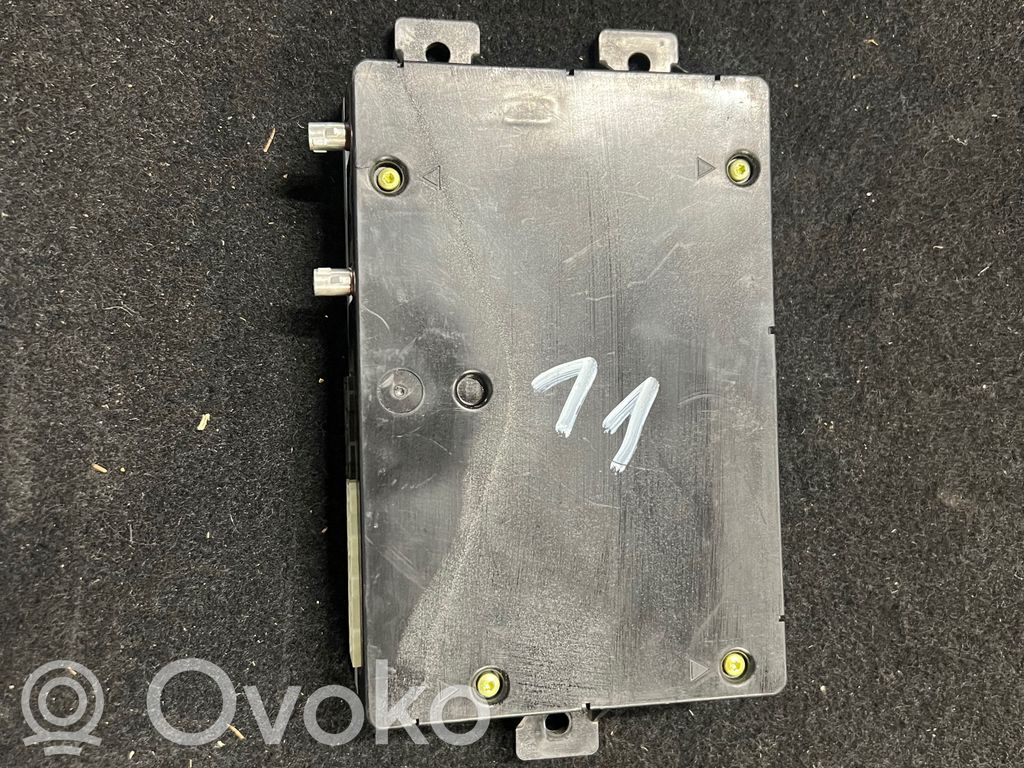 Chevrolet Camaro GPS navigation control unit/module 
