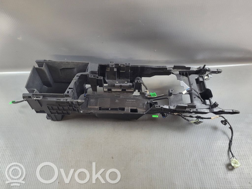 Volvo S90, V90 Other center console (tunnel) element 
