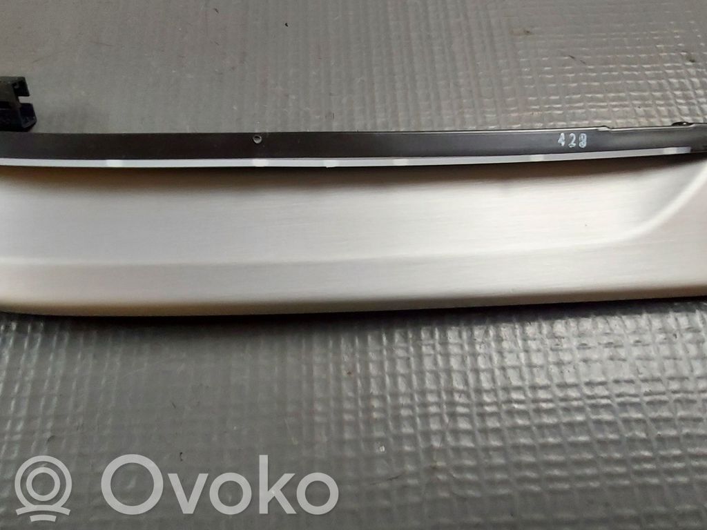 Audi SQ7 Dekoratyvinė apdailos juostelė 