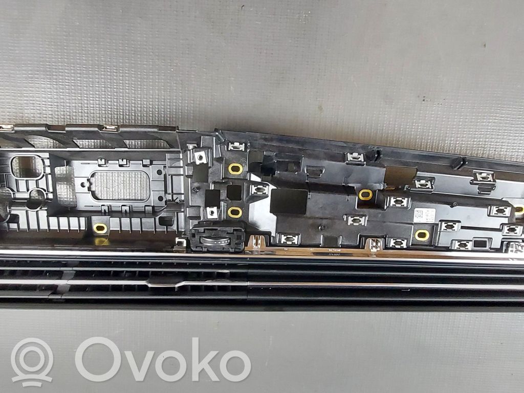 Audi SQ7 Grilă ventilație centrală 