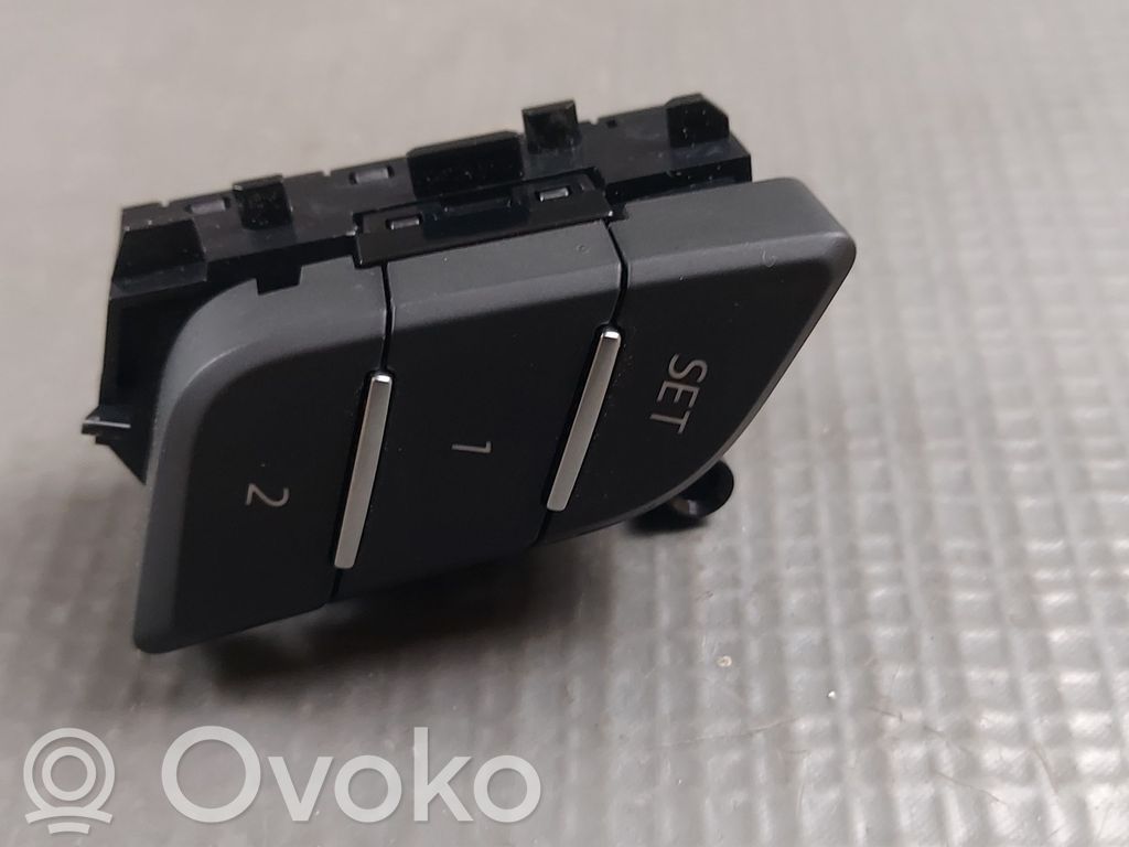 Audi SQ7 Seat memory switch 