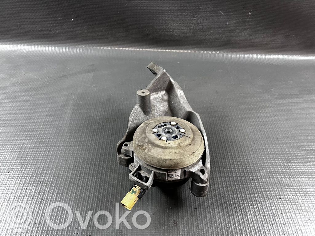 Engine mount bracket   4M0399202G