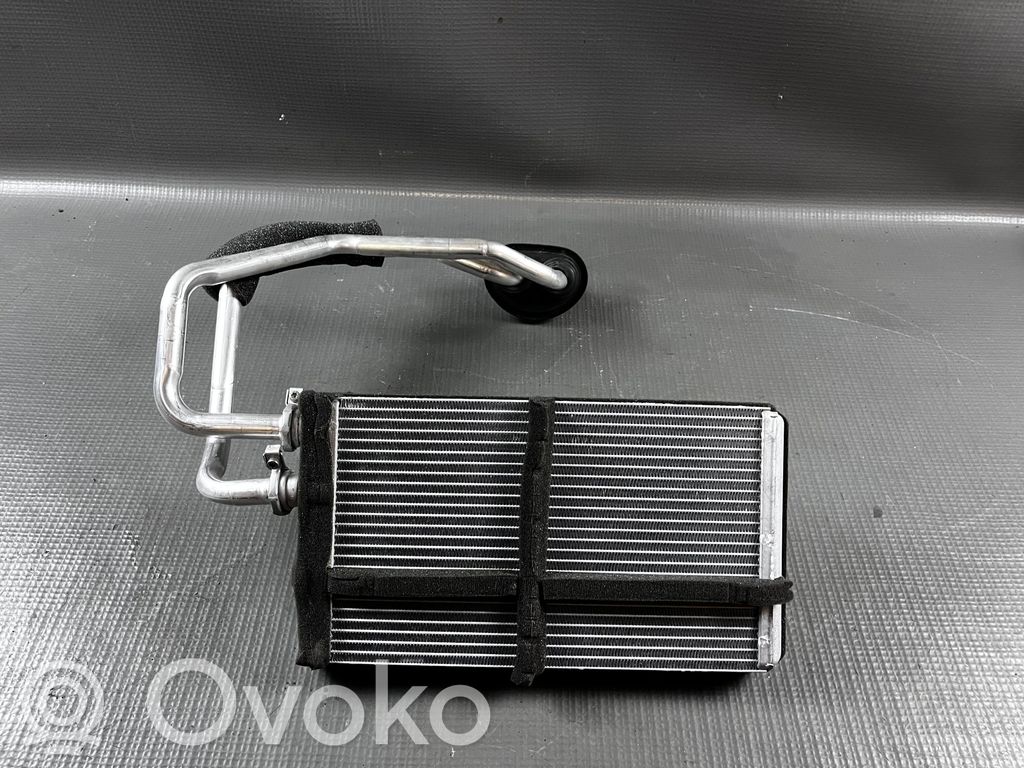 Audi SQ7 Pečiuko radiatorius 