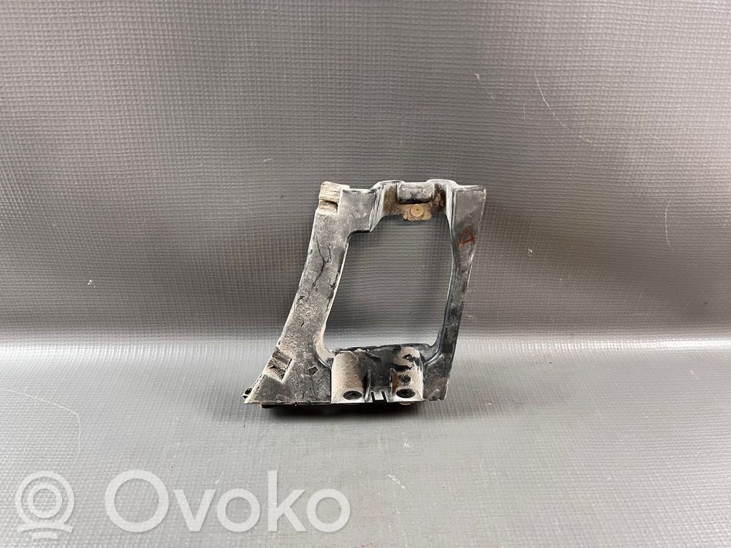 Toyota Proace Takapuskurin kannake 