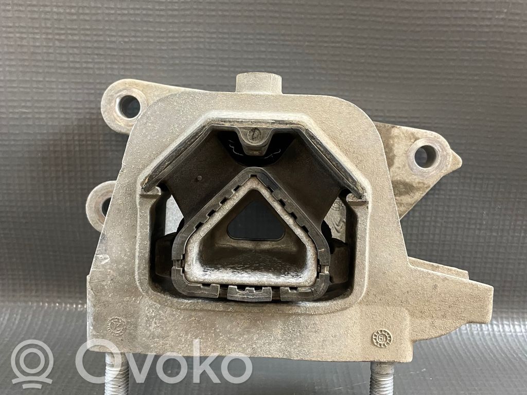 Peugeot 208 II Dzinēja spilvens 