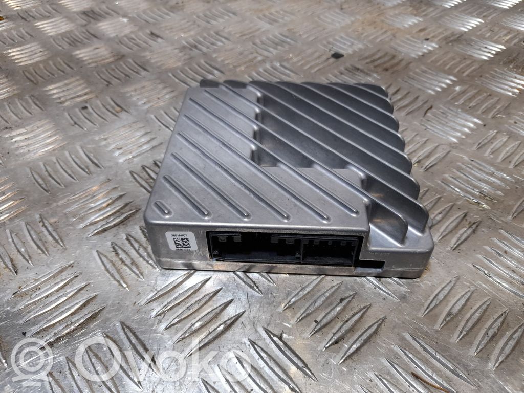 Chrysler Pacifica Sound amplifier 