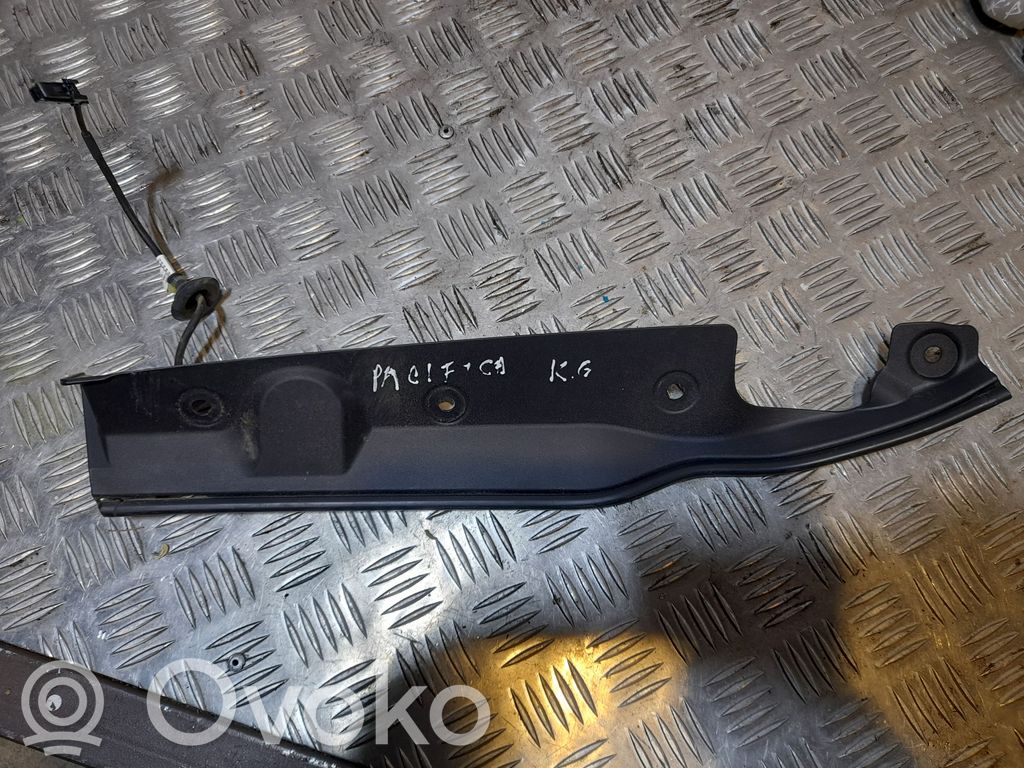 Chrysler Pacifica Other body part 