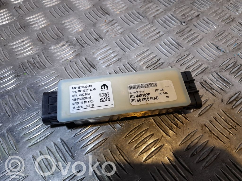 Sliding door control unit/module   68225094AD
