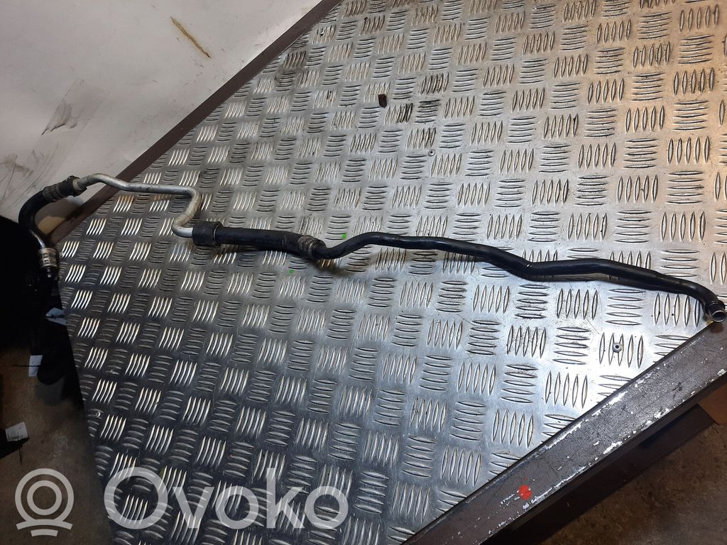 BMW 7 F01 F02 F03 F04 Gearbox oil cooler pipe/hose 
