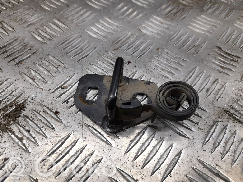 Tailgate lock loop/hook striker   9653AB