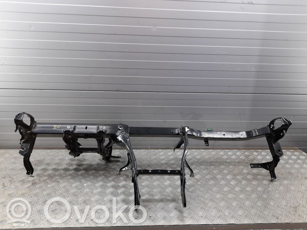 Audi Q7 4M Travesaño/barra de soporte del panel de instrumentos 