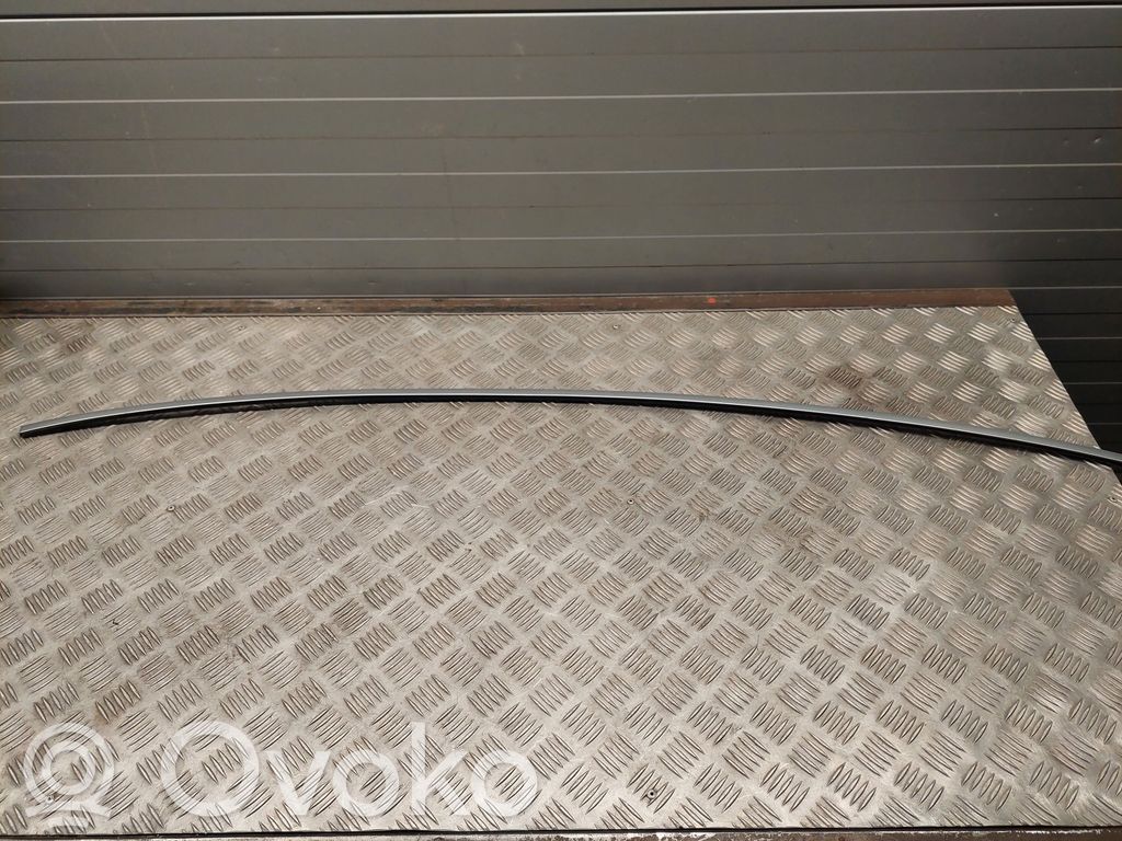 Audi A8 S8 D4 4H Listwa / Uszczelka szyby drzwi tylnych 
