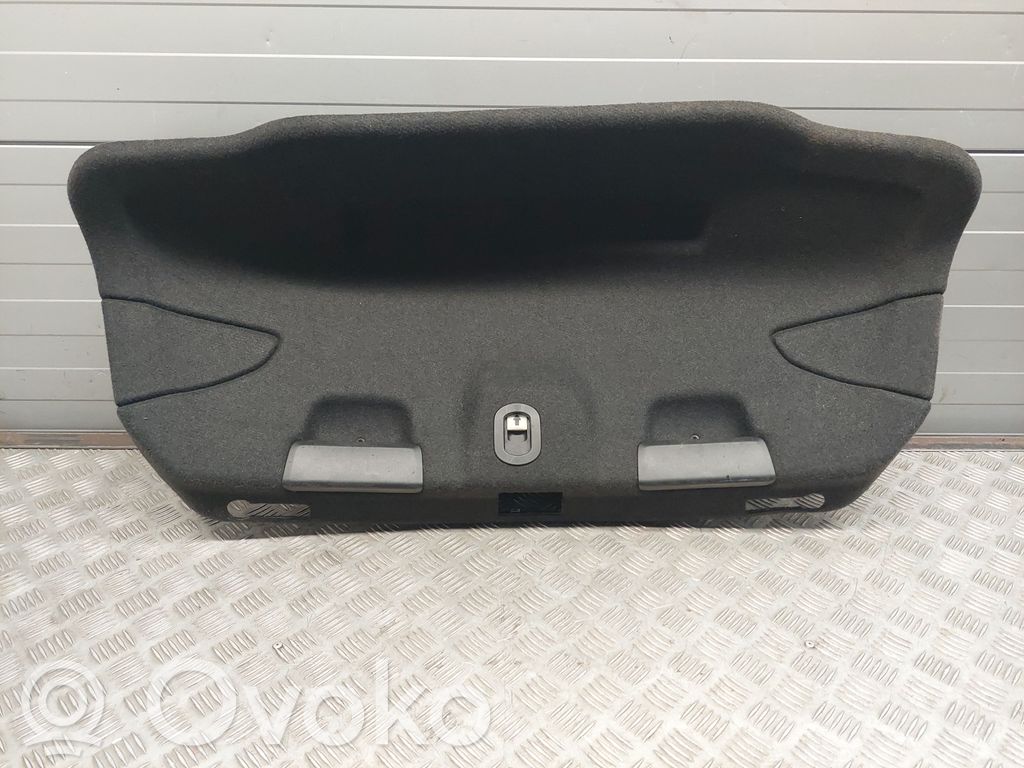 Tailgate trim   8W7867975B