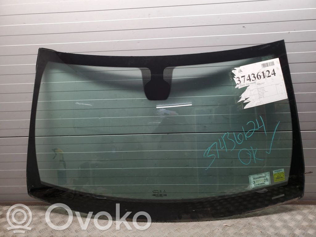 Dodge Durango III Front windscreen/windshield window 