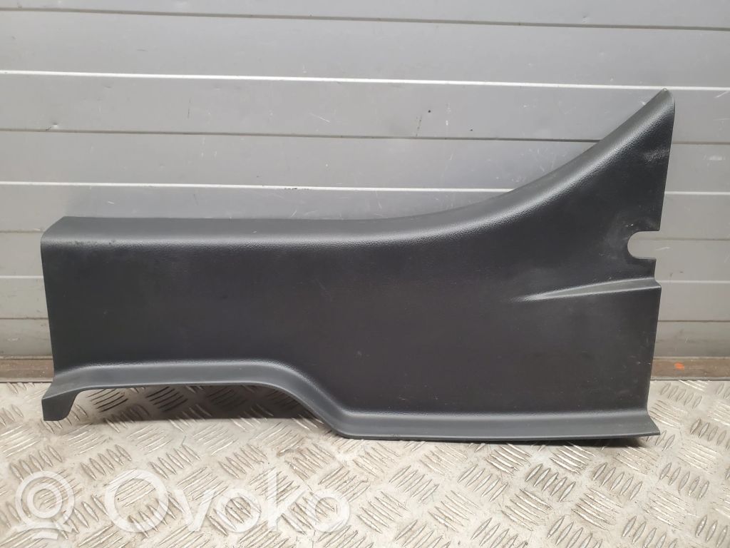 Dodge RAM (C) pillar trim 